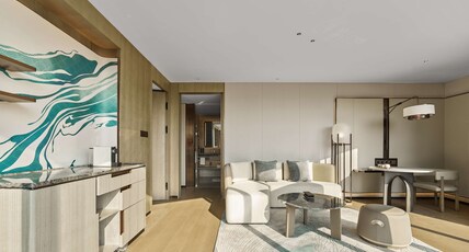 DoubleTree by Hilton Chengdu Xinglong Lake Room Type - KING ONE BEDROOM SUITE