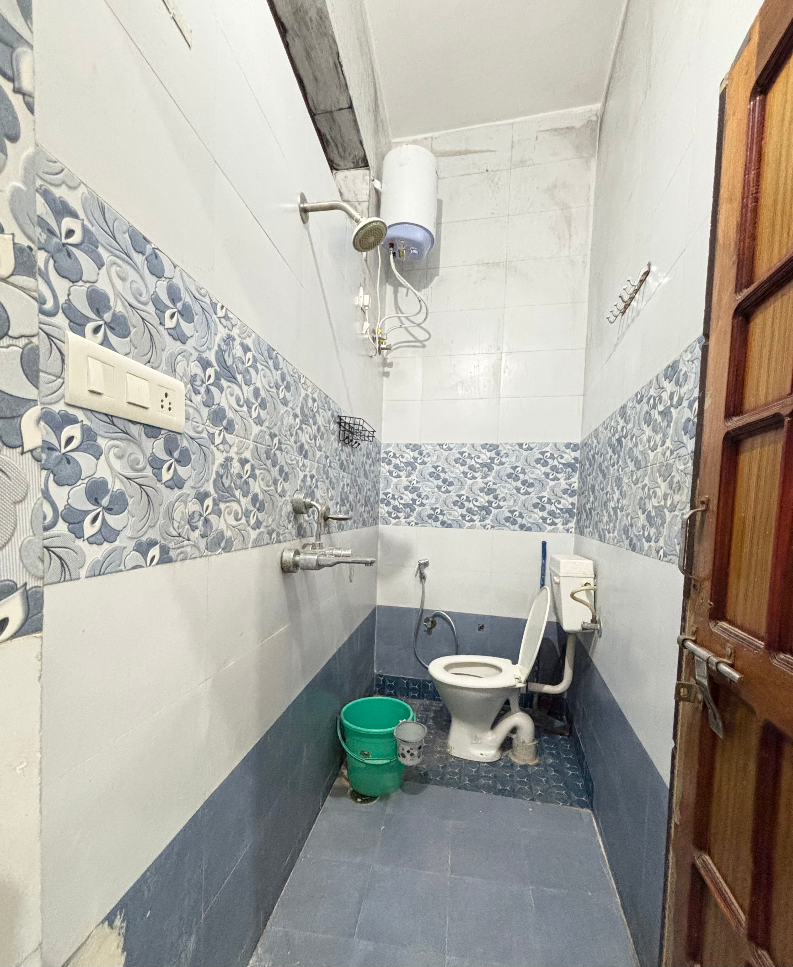 Private room by Tulsi Homestay - Tap to explore photos