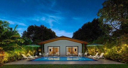 Stone Water By Zuper Room Type - Twinleaf Pool Cottage