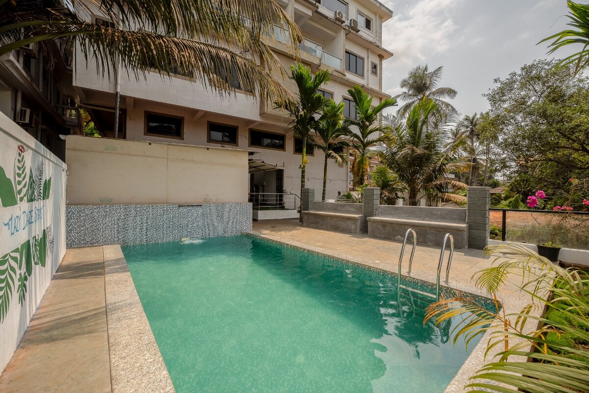 Pastel House 2BHK near Thalasa and Vagator Beach - Tap to explore photos