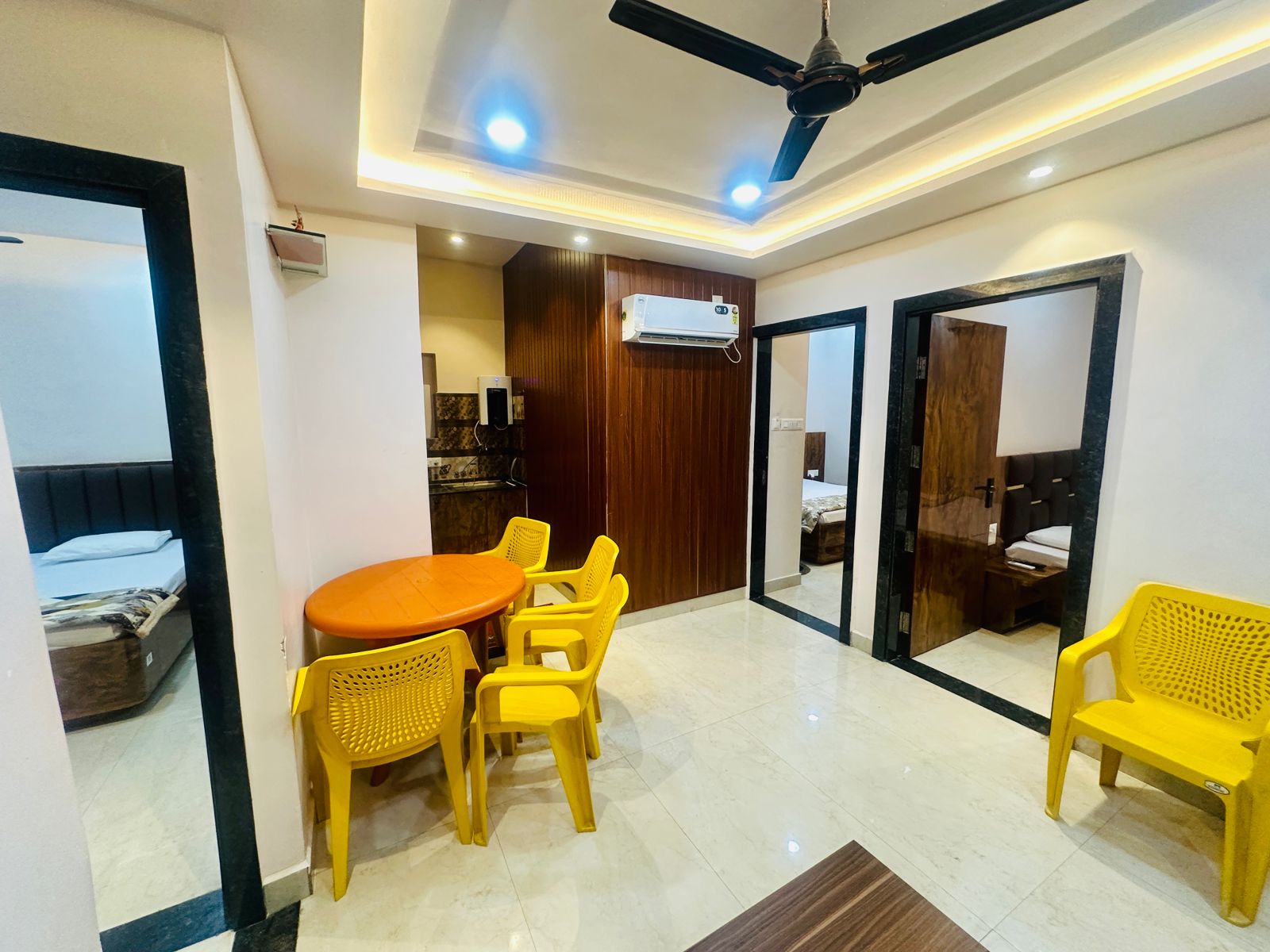 Radhe Krishna Homestay | Entire Property | Varanasi - Tap to explore photos