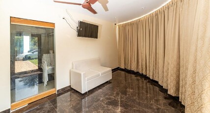 Lamel Cove Beach Resort Room Type - Deluxe Garden View Room Lamel Cove Beach Resort Room Type - Deluxe Garden View Room