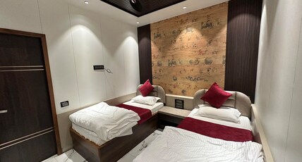 Hotel Rajdarbar Room Type - Twin bed Ac room