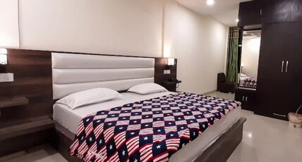 HOTEL GREEN PARK Room Type - Bedroom 8