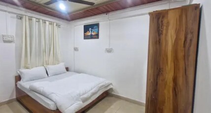 FabHotel Om Sai Room Type - Deluxe room
