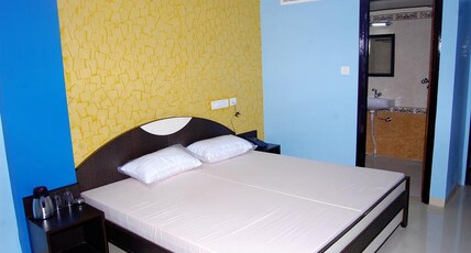 Hotel Simran & Restaurant Room Type - Deluxe  Rooms Ac Double