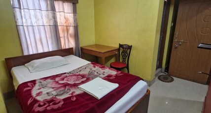 Das Hotel (5 minutes from Bagdogra Airport) Room Type - Standard room ( NoN AC Room)