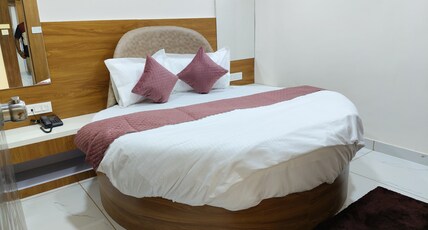 Hotel just. Inn Room Type - DOUBLE BED