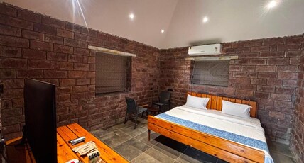Hillock Resorts The Nature Retreat Room Type - Stone Cottages With Forest View (1 King Bed)