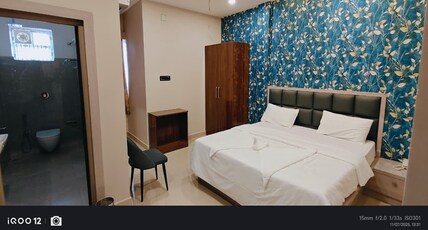 MAA AMBICA ROYAL HOUSE Room Type - Super Deluxe with Air Conditioning