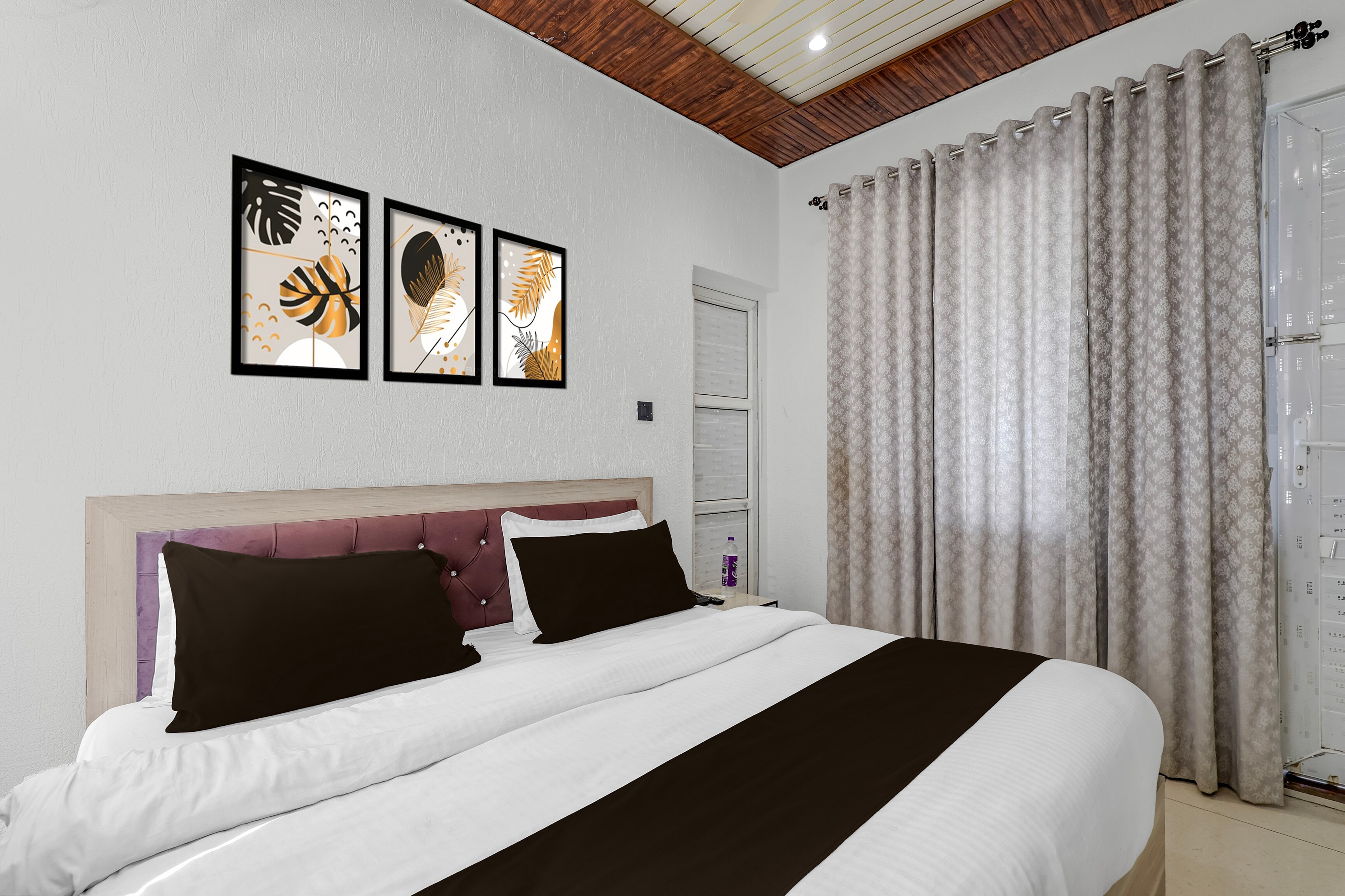 Hotel O Kathghariya Haldwani Formerly Hotel Trishul - Tap to explore photos
