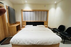 Hotel Pratap Inn