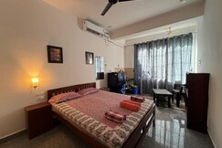 Studio Green Haven R7 by Mukund Sadan Arambol