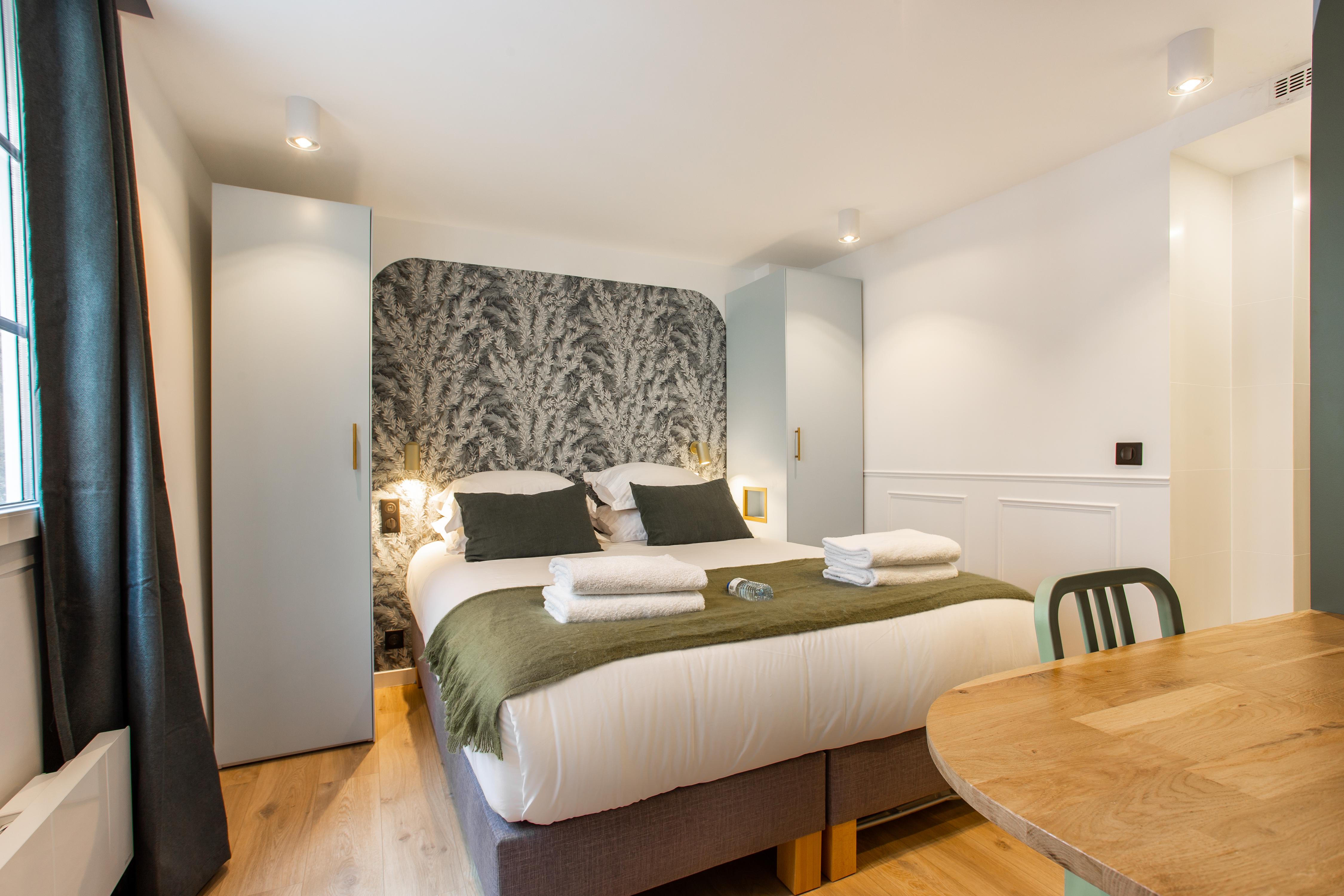 Charming apartment - 1BR/4P - Le Marais - Tap to explore photos