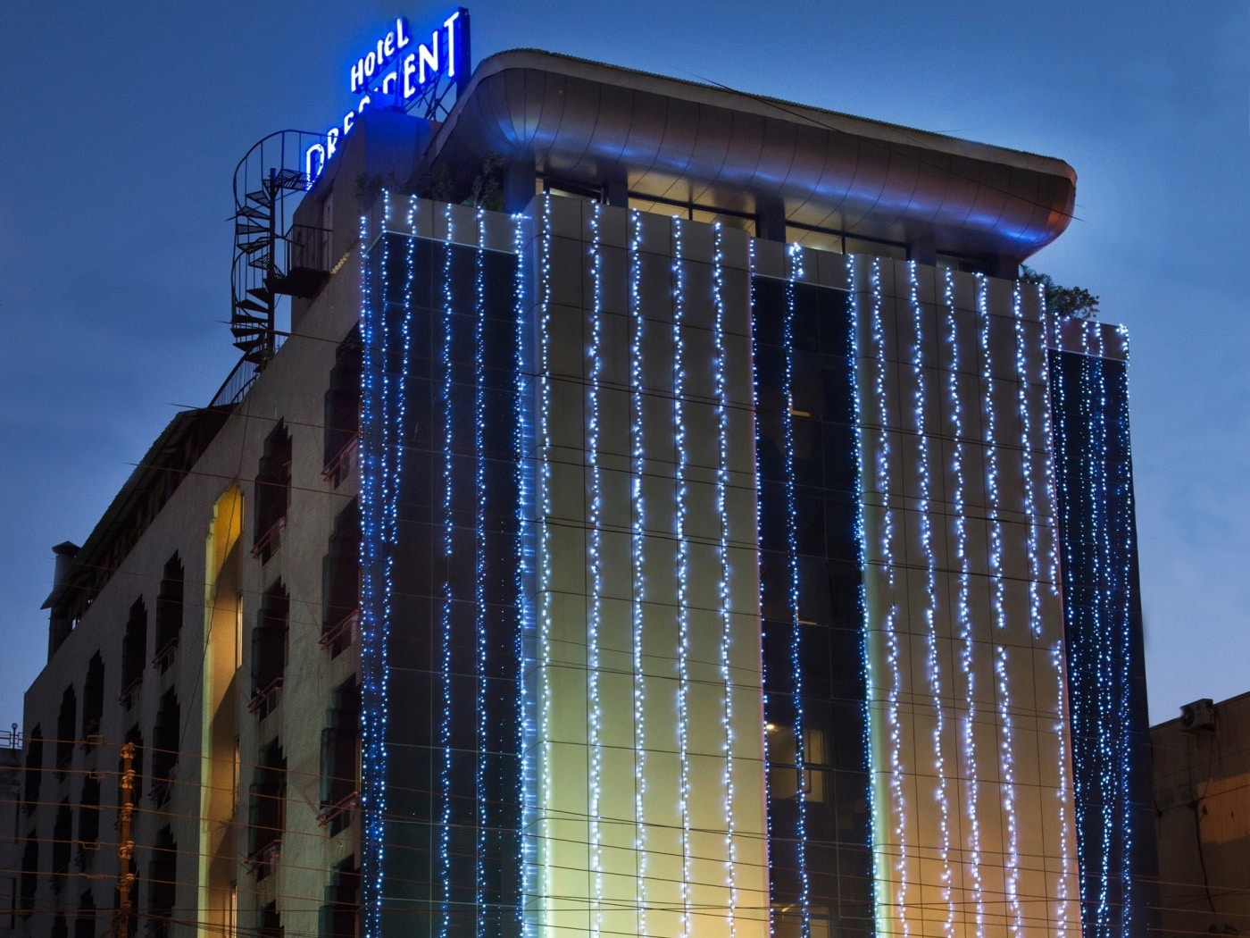 Hotel President - Tap to explore photos