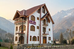 NFL RESORT AND HOMESTAY 