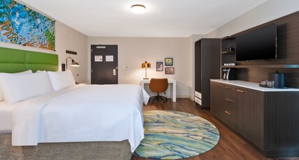 Hotel Indigo ROCHESTER DOWNTOWN Room Type - 1 King Standard Comm Access Tran Shower