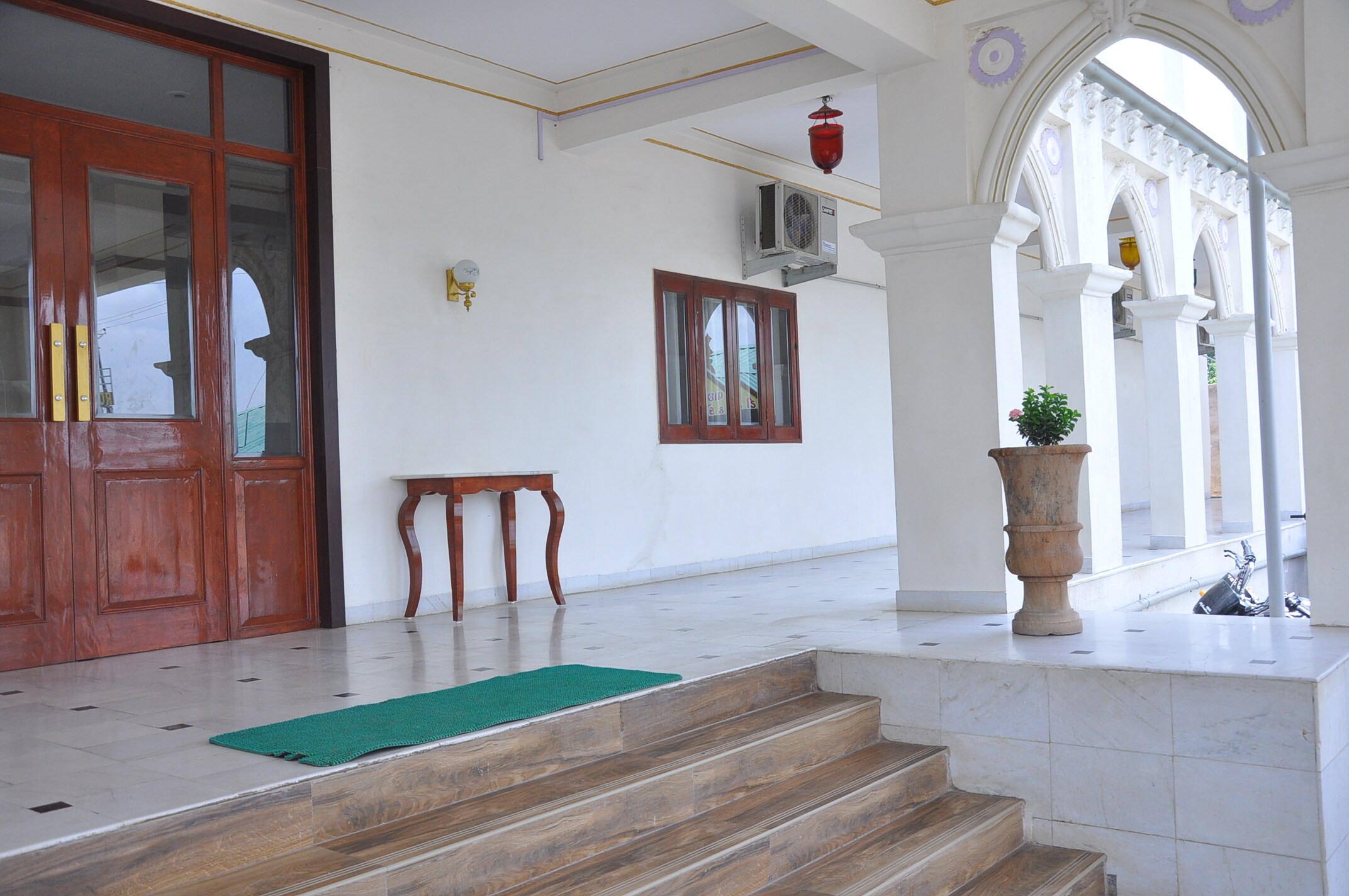 Main gallery