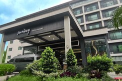 Sunday Hevea Hotel and Resort