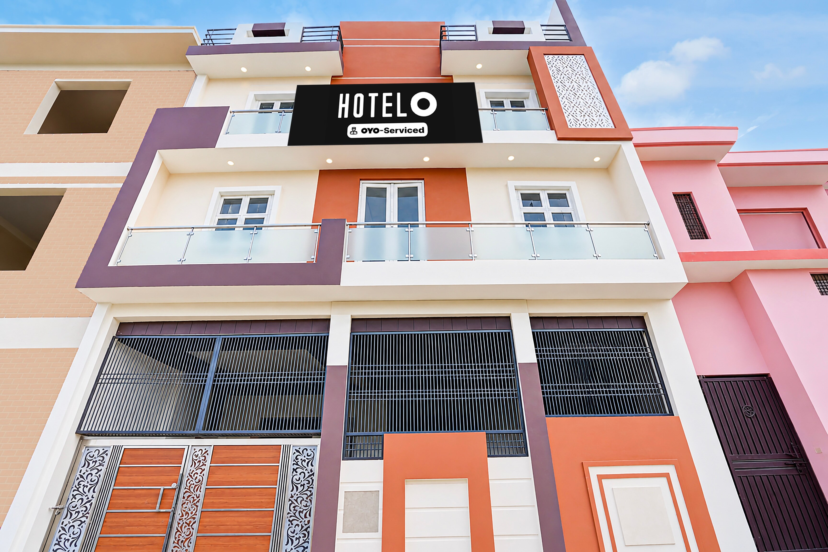 Super Hotel O Ayodhya Junction Road - Tap to explore photos