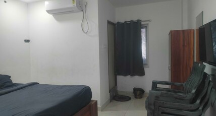 Hotel O Royal Inn Room Type - Classic