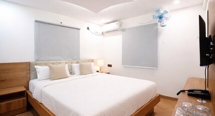 SK Suites Near RV Engineer College Room Type - Deluxe Room 