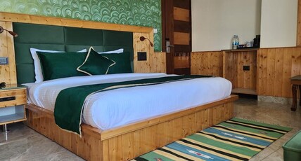 Hotel Bir Residency Room Type - Deluxe Room