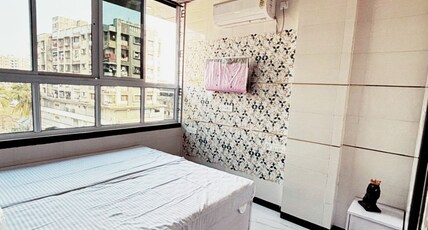 Hotel Kingspalace and dormitory Room Type - Bedroom 2
