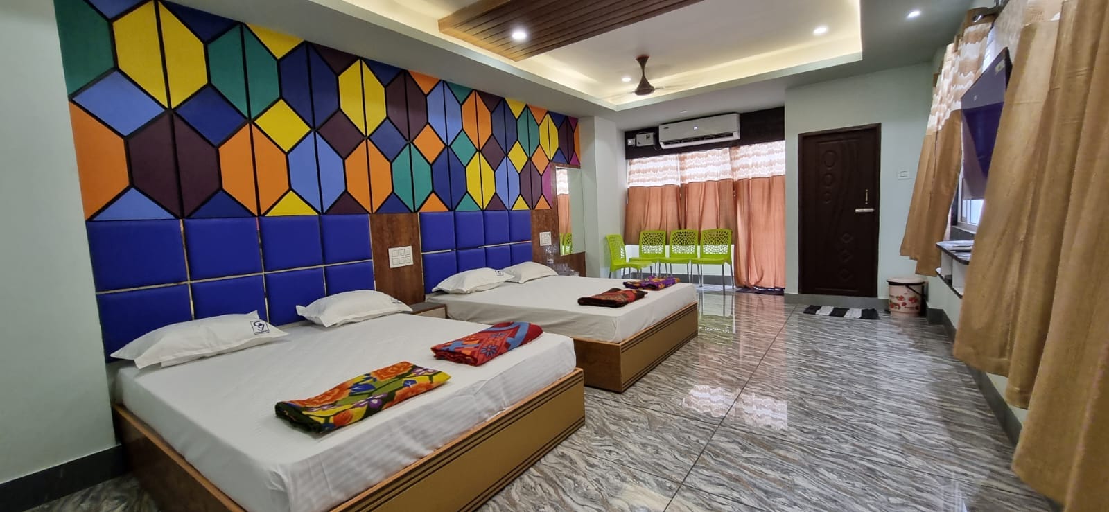 Hotel Grace inn - Tap to explore photos