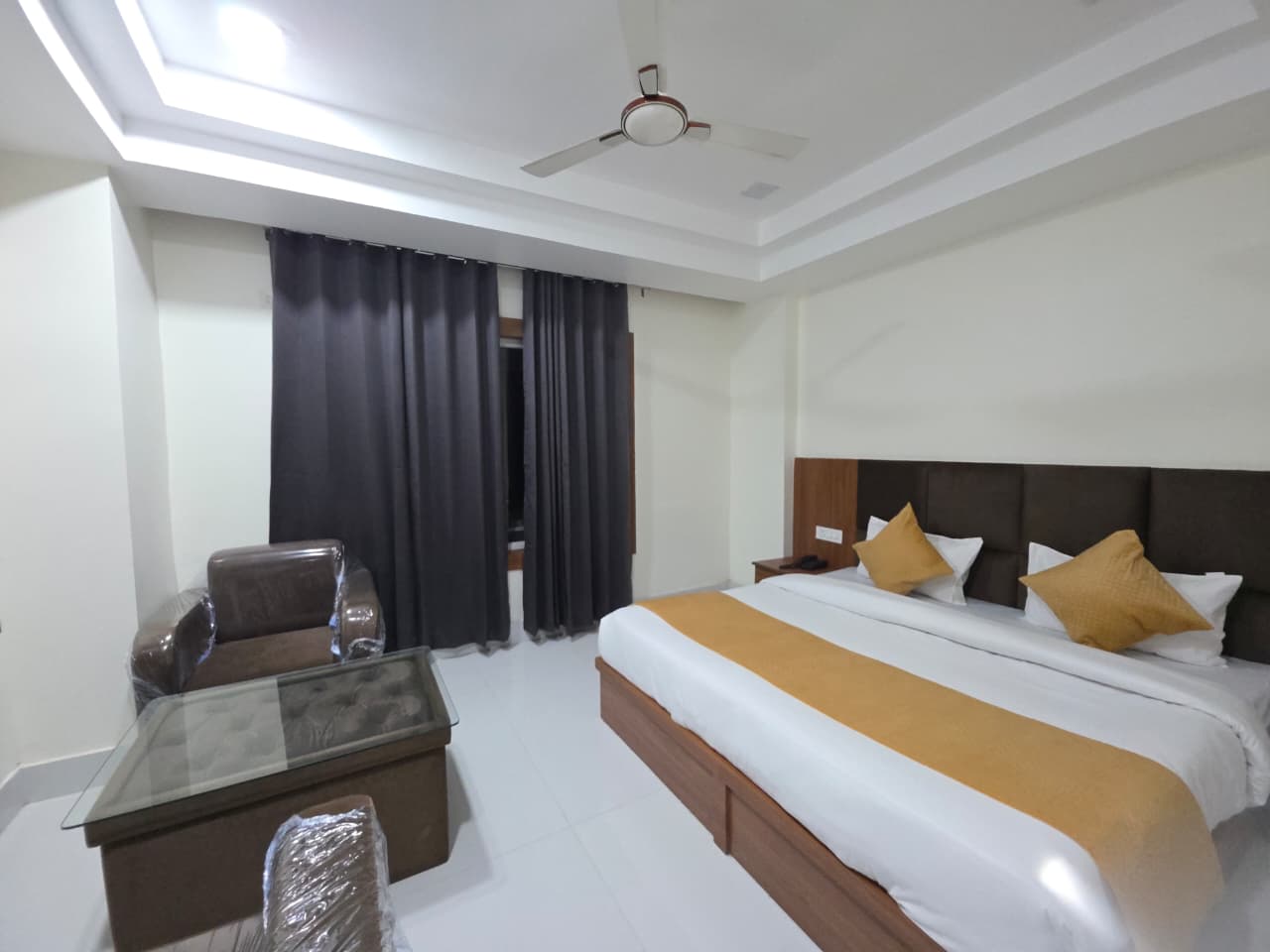 Hotel Prashant Grand - Tap to explore photos