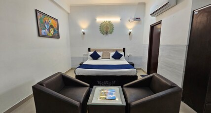 Elegence Resorts Room Type - Deluxe Room with Balcony