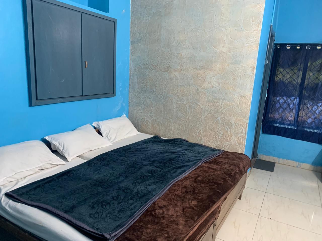 Valley view 3 BHK - Tap to explore photos