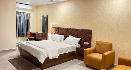 ANJANA RESORT & CONVENTION Room Type - Suites Room