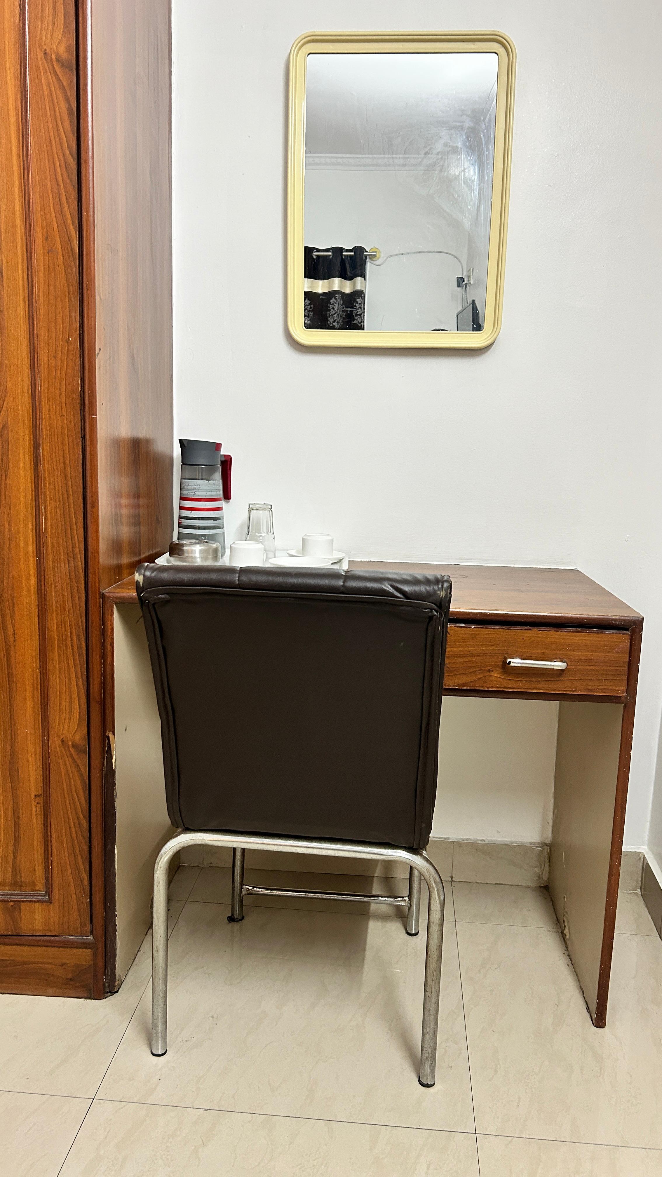 Hotel - Aradhya Comforts - Tap to explore photos