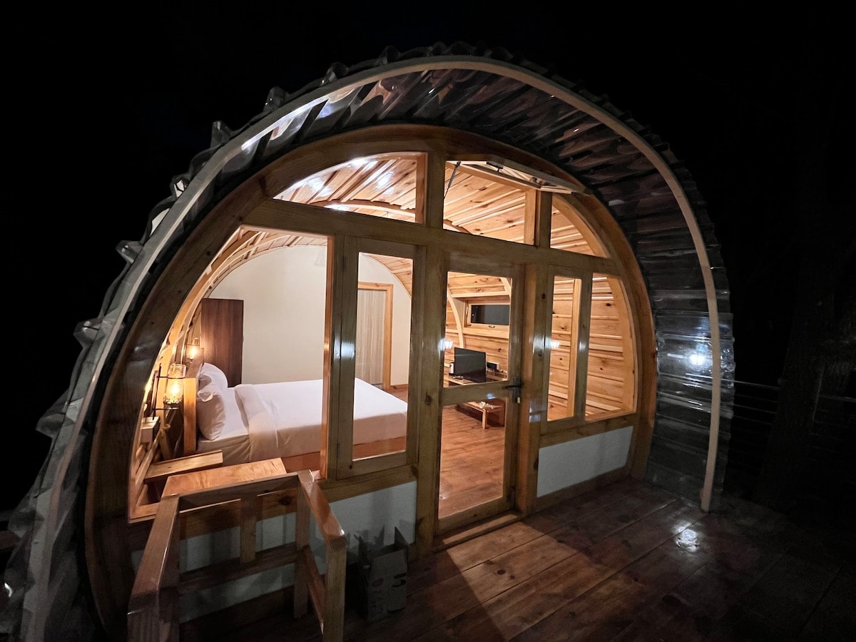 Single tube house - Tap to explore photos