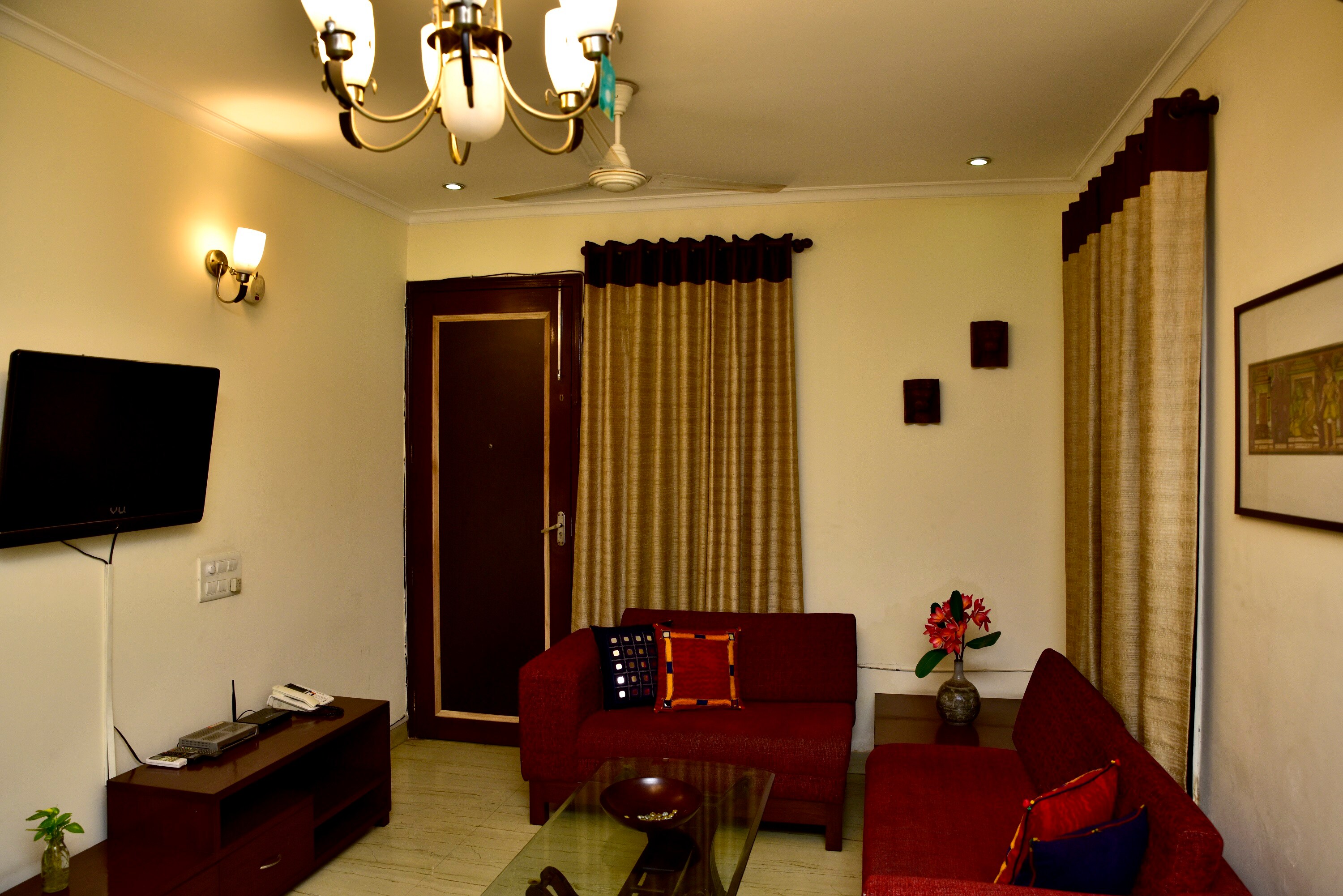2 BHK Service Apartment Hauz khas - Tap to explore photos
