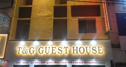 T & G Guest House Room Type - Shahi Deluxe Room