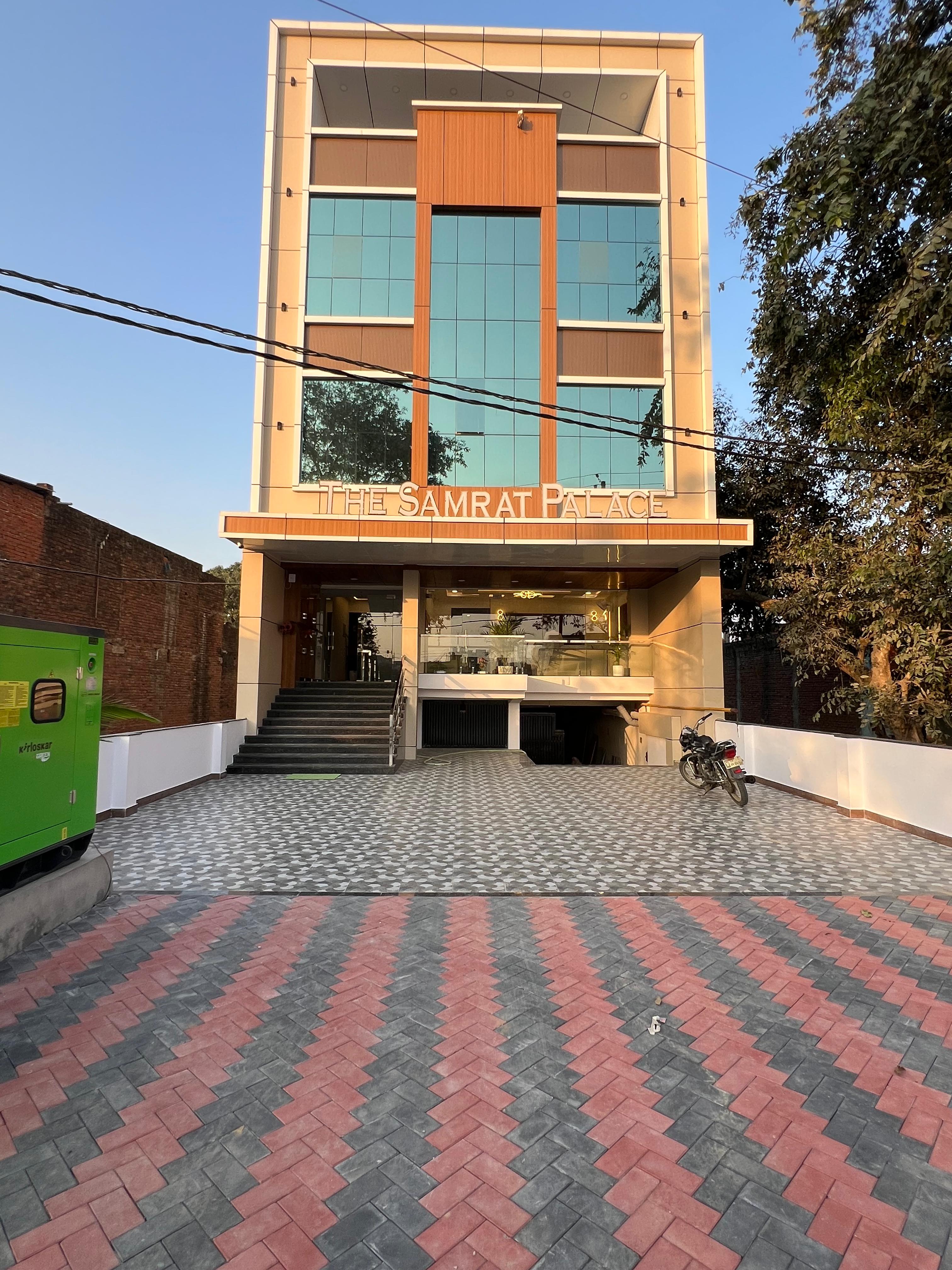 Main gallery