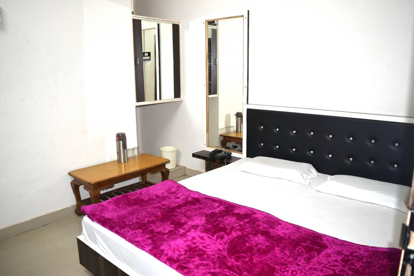 Hotel Gokul - Tap to explore photos