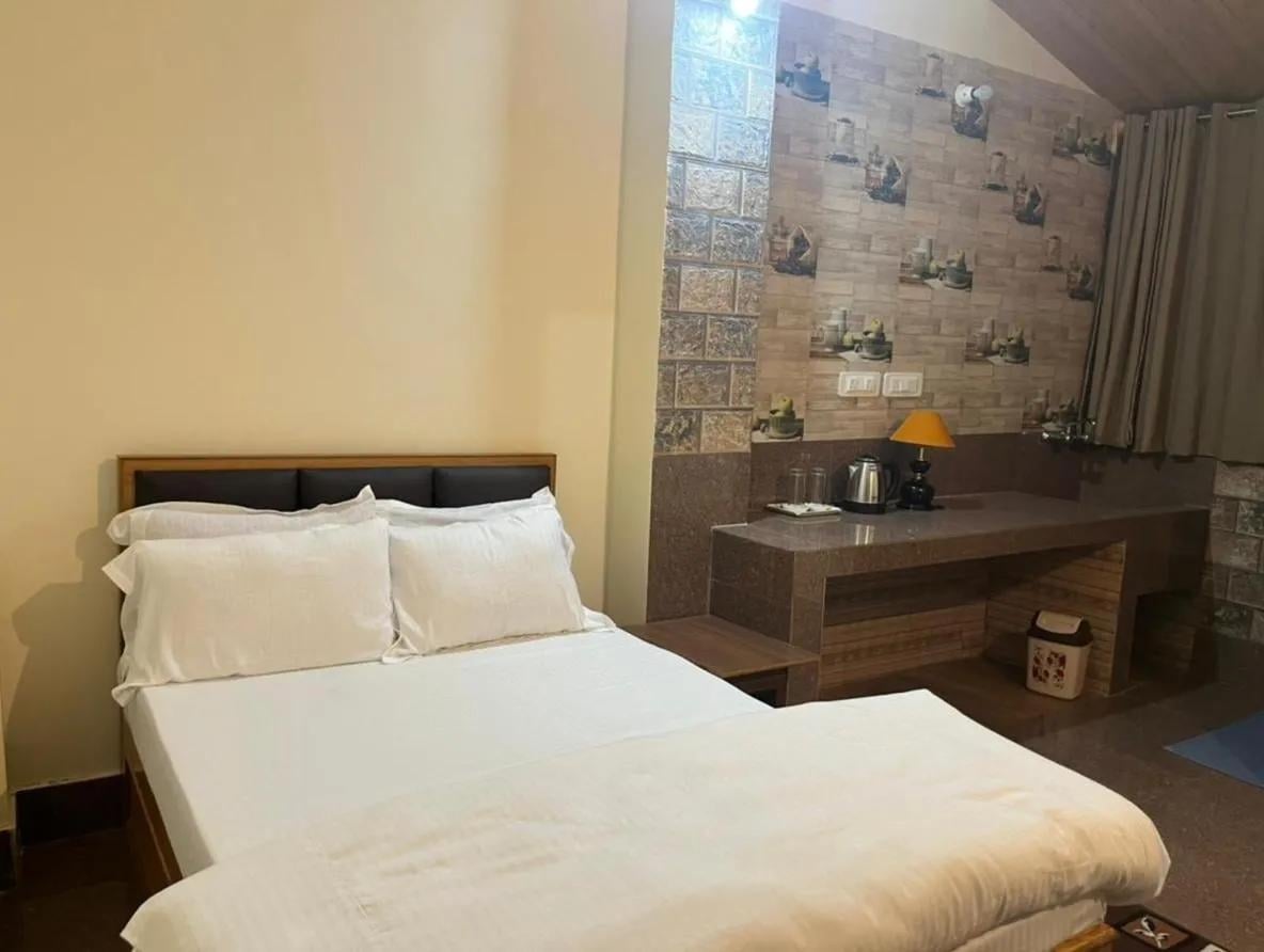 DZOMO HOMESTAY - Tap to explore photos