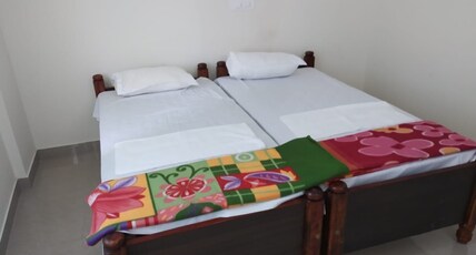 Saukarya Guest House Room Type - Standard Room
