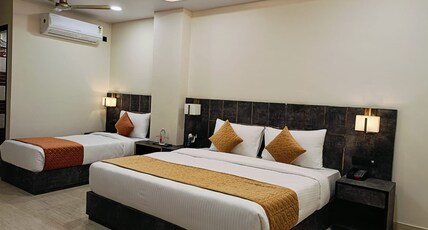ShriGo Hotel Banaras Room Type - Family Premium Room