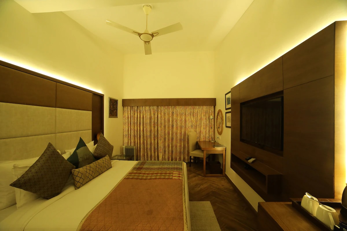 juSTa Mukteshwar Retreat & Spa - Tap to explore photos