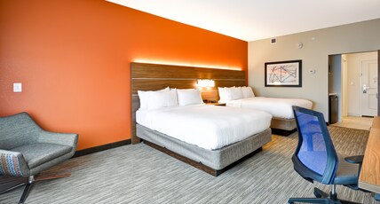 Holiday Inn Express Evansville Room Type - 2 Queen Standard Extra Floor Space