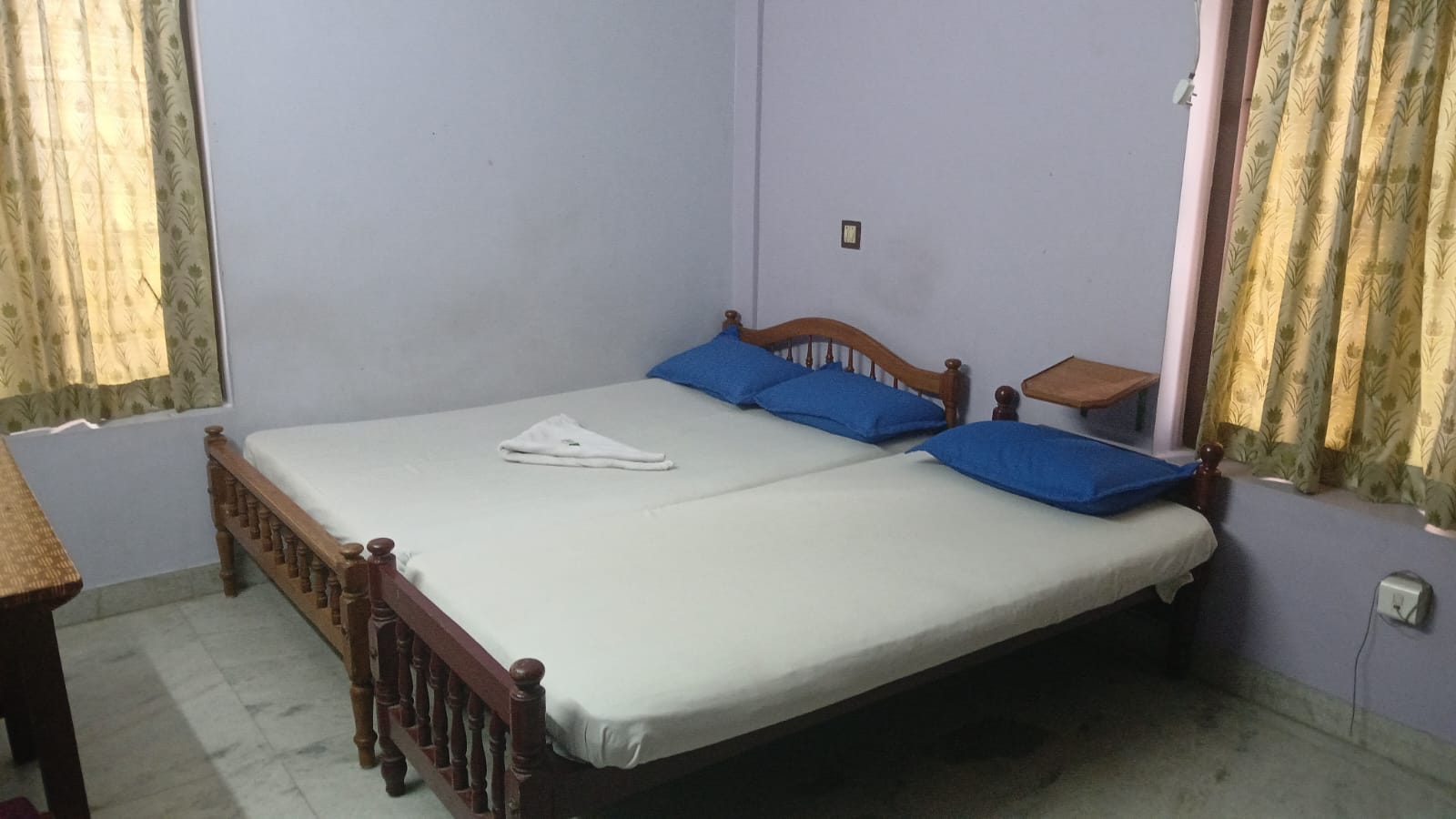 Devi Tourist Home - Tap to explore photos