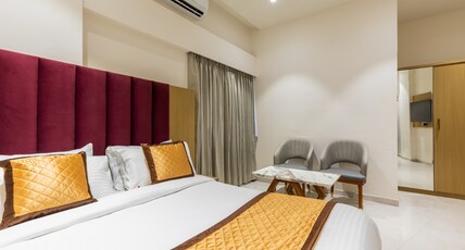 Hotel Mint Room Type - Deluxe Room