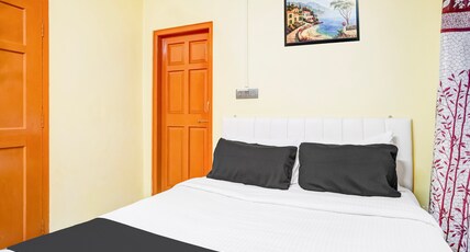 Hotel O Rynjah Room Type - Deluxe with Twin Bed