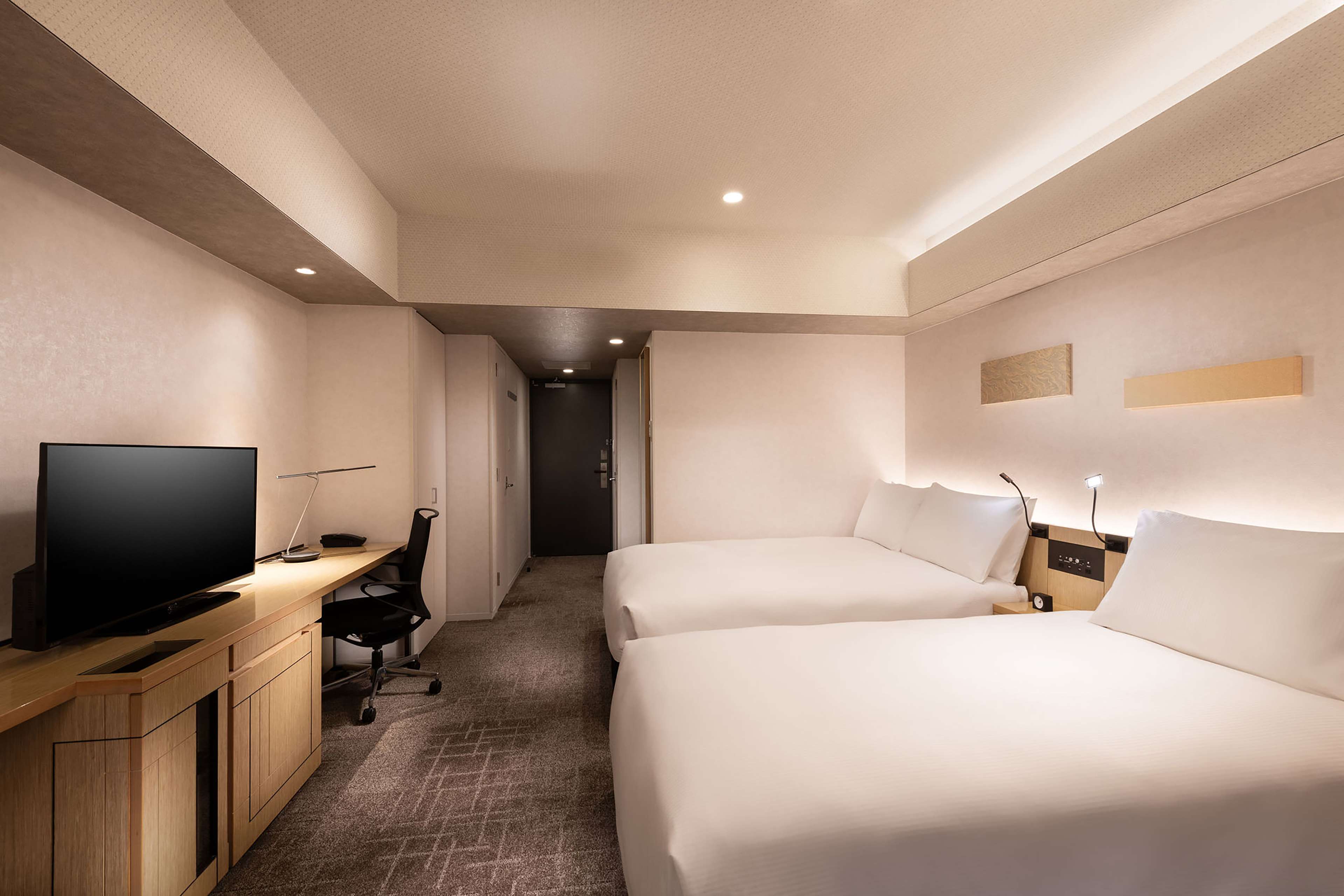 DoubleTree by Hilton Tokyo Ariake - Tap to explore photos