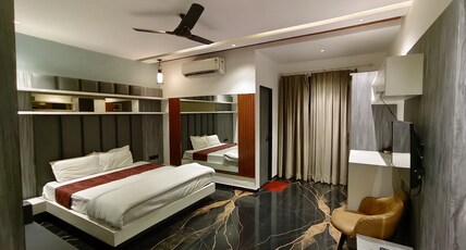 Rajmandir Resort Room Type - Super Deluxe Room