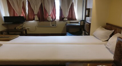 Ganesh Palace Room Type - Standard Double Room